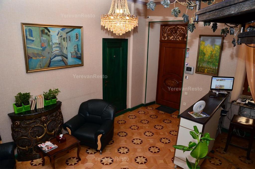 Votre Maison Erevan Esterno foto
