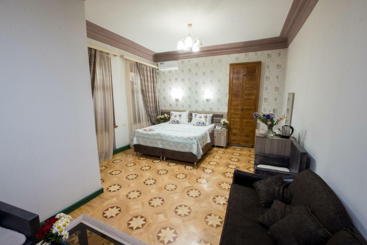 Votre Maison Erevan Esterno foto